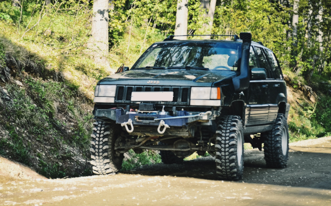 GRAND CHEROKEE ZJ 1993 - 1998 logo