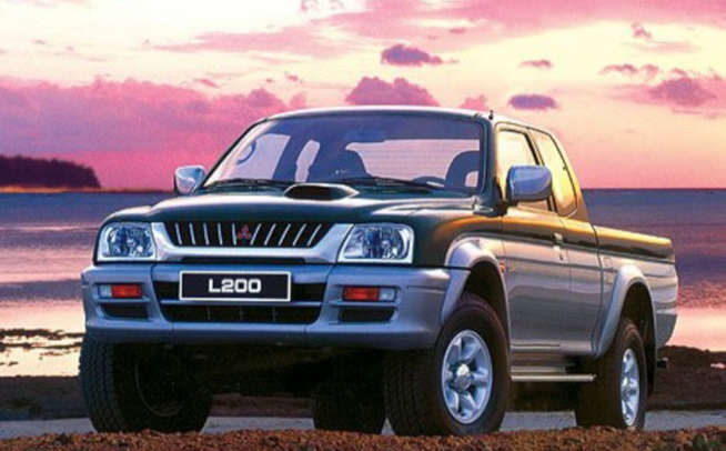 L200 1997 - 2005 logo