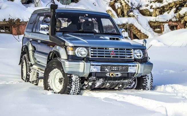 PAJERO V20 logo