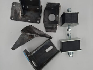 Ramingo 4x4 - L'eCommerce del 4x4 > Supporti Motore per Swap BMW / Nissan Patrol GR Y60/Y61