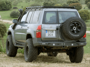 Ramingo 4x4 - L'eCommerce del 4x4 > Acayx – Paraurti Posteriore Con Cancello Porta-Ruota Nissan Patrol GR Y61 05-09