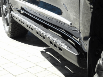 Ramingo 4x4 - L'eCommerce del 4x4 > Pedane Sottoporta Toyota Land Cruiser 200