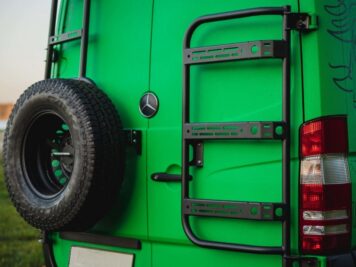 Ramingo 4x4 - L'eCommerce del 4x4 > Cancello Posteriore Ruota Scorta Sinistro Mercedes Sprinter