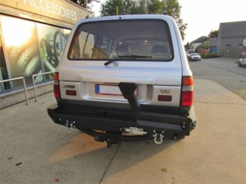 Ramingo 4x4 - L'eCommerce del 4x4 > Cancello Porta Ruota Toyota Land Cruiser HDJ80