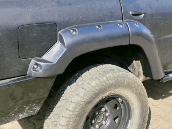 Ramingo 4x4 - L'eCommerce del 4x4 > Parafanghini Flexi +12 cm Nissan Patrol GR Y61 2005 -5 Porte