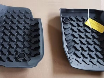 Ramingo 4x4 - L'eCommerce del 4x4 > Tappetini Gomma Anteriori Jeep Wrangler JK