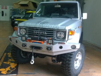 Ramingo 4x4 - L'eCommerce del 4x4 > Paraurti Anteriore  Toyota BJ e HZJ Serie 70