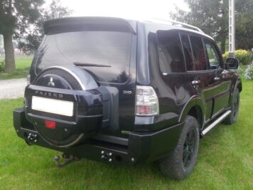 Ramingo 4x4 - L'eCommerce del 4x4 > Paraurti Posteriore Mitsubishi Pajero V80 – 5 Porte