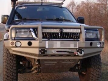 Ramingo 4x4 - L'eCommerce del 4x4 > Paraurti Anteriore Con Supporto Verricello e Bullbar Mitsubishi Pajero Sport 2000-2008
