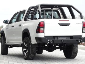 Ramingo 4x4 - L'eCommerce del 4x4 > Paraurti Posteriore Toyota Hilux Revo 2016-2019