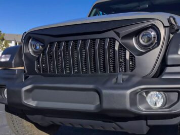 Ramingo 4x4 - L'eCommerce del 4x4 > Mascherina Aggressive Monster Jeep Wrangler Jl/Gladiator