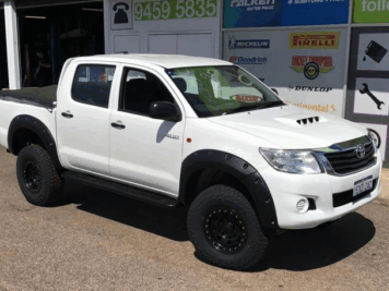 Ramingo 4x4 - L'eCommerce del 4x4 > Parafanghini Supplementari Toyota Hilux Vigo 2012-2015