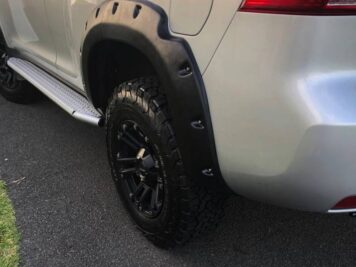 Ramingo 4x4 - L'eCommerce del 4x4 > Parafanghini Supplementari Toyota Land Cruiser 150