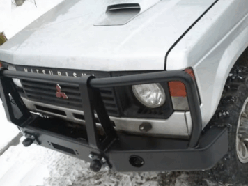 Ramingo 4x4 - L'eCommerce del 4x4 > Paraurti Anteriore Con Supporto Verricello e Bullbar Mitsubishi Pajero L040