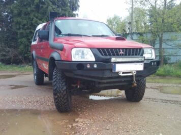 Ramingo 4x4 - L'eCommerce del 4x4 > Paraurti Anteriore Con Supporto Verricello Mitsubishi L200 1996-2005