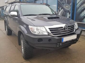 Ramingo 4x4 - L'eCommerce del 4x4 > Paraurti Anteriore con Supporto Verricello Toyota Hilux Vigo 2012-2015