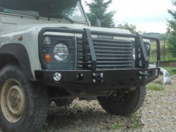 Ramingo 4x4 - L'eCommerce del 4x4 > Paraurti Con Supporto Verricello e Bullbar Land Rover Defender